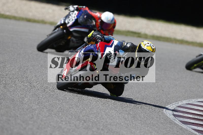 /15 22.05.2026  Plüss Moto Sport  Discover the Bike ADR /Gruppe rot - Race 3/386